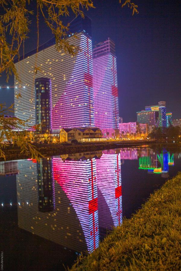 Orbi City Hotel Official 巴统 外观 照片