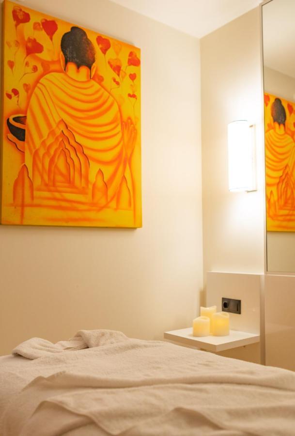 Orbi City Hotel Official 巴统 外观 照片