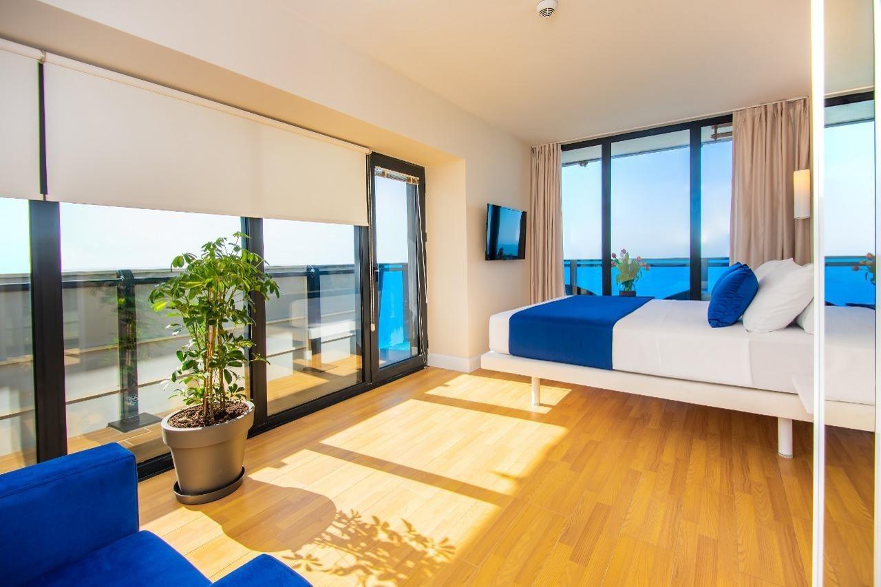 Orbi City Hotel Official 巴统 外观 照片